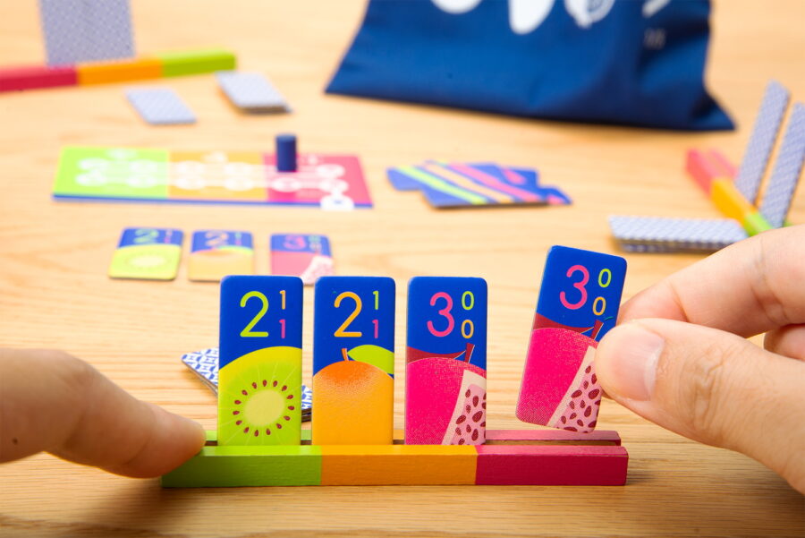 オインクゲームズ新作『亜熱帯日本』がエッセンシュピールおよびゲムマ